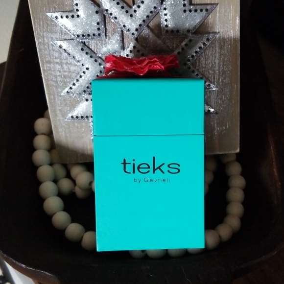 Tieks giftcard box - Picture 1 of 3
